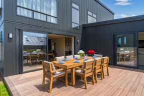 Wharewaka Escape - Taupo